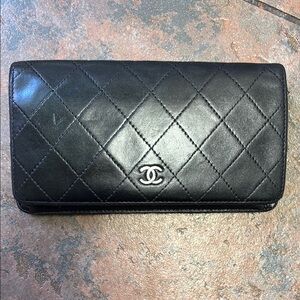 Chanel Black Quilted Leather Wallet